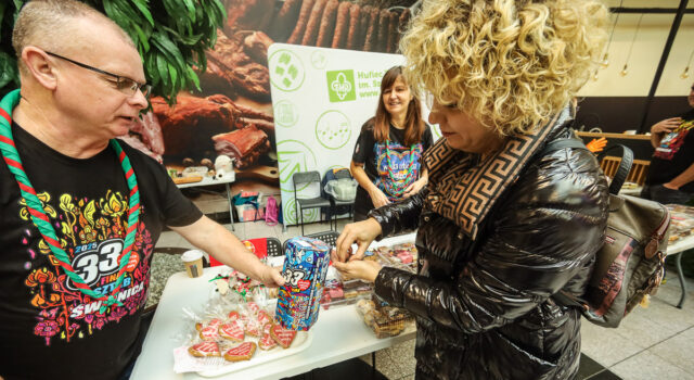 Trwa odliczane do 34. Finału WOŚP. Sztaby czekają na gadżety do licytacji