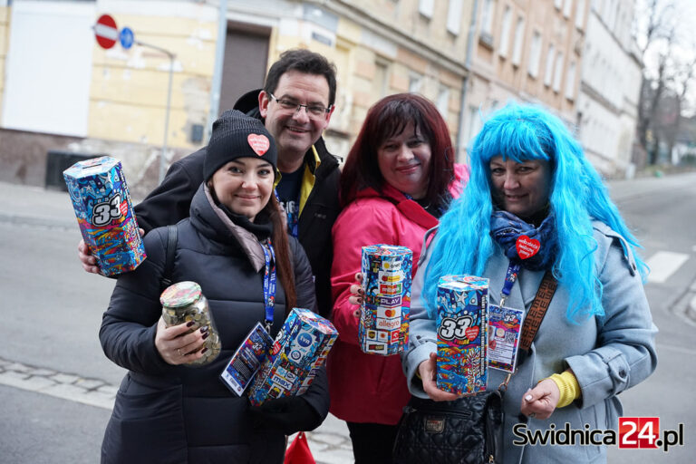 Morsowanie, bieg, pokazy strażackie. WOŚP w Strzegomiu zagra głośno! [PROGRAM]
