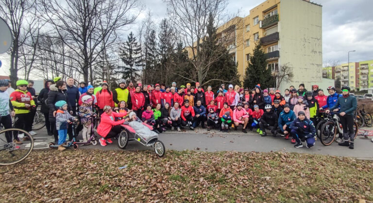 33. Finał WOŚP w Świdnicy. Biegiem, spacerem i na rowerze po trasie w kształcie serca [FOTO/VIDEO]