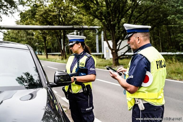 1886 wypadków, 5170 pijanych kierowców. Dolnośląscy policjanci podsumowali 2024 rok na drogach