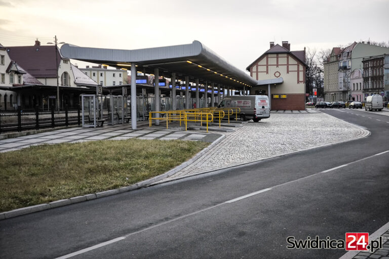 Linia autobusowa Wrocław-Świdnica zlikwidowana