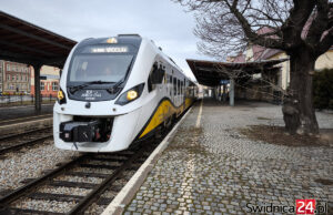 Przed podróżą sprawdź rozkład jazdy. Więcej przystanków „na żądanie”, zmiana godzin odjazdu