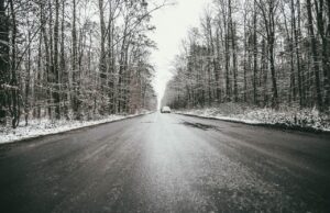 Może być ślisko. Synoptycy ostrzegają