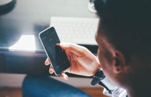 Po trzecim BLIK-u zadzwonił do kolegi