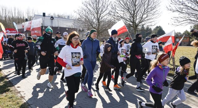 Pobiegną ku pamięci Żołnierzy Wyklętych. Biegi „Tropem Wilczym” ponownie w regionie