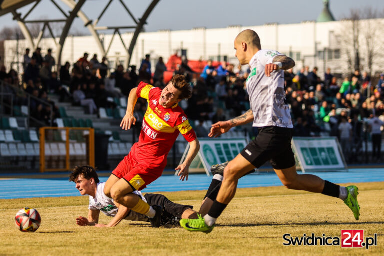 Lechia o gola lepsza w ligowych derbach regionu [FOTO/VIDEO]