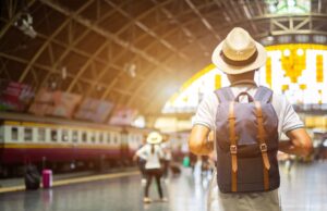 Podróże na własnych zasadach – vanlife, autostop, rower czy pociąg?