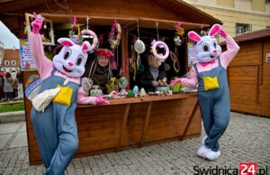 Odliczają dni do jarmarku wielkanocnego w Świebodzicach. Co będzie czekać na odwiedzających?