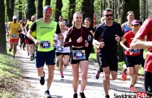Cztery parki, cztery biegi i cztery pory roku. Sprawdź terminarz Świdnickich Biegów Parkowych