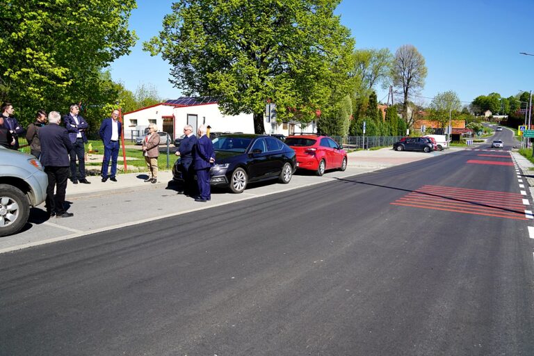 Powiatowe drogi w remoncie. Zakończono prace na kolejnym odcinku [FOTO]