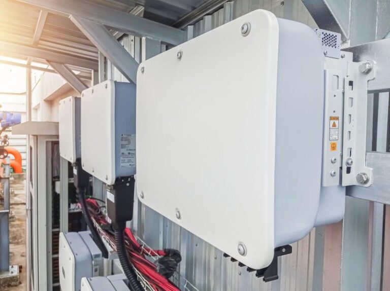 Falowniki hybrydowe Huawei – nowoczesne rozwiązania dla Twojej instalacji PV
