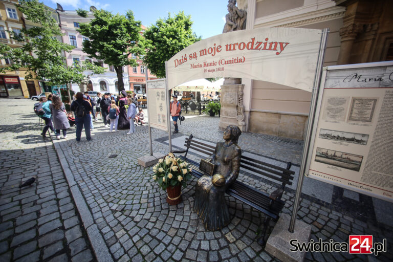 Ze świdnickiej kamienicy patrzyła w gwiazdy. 415. rocznica urodzin Marii Kunic [FOTO]