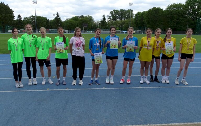 Lekkoatletyczne zmagania na świdnickim stadionie [FOTO/WYNIKI]