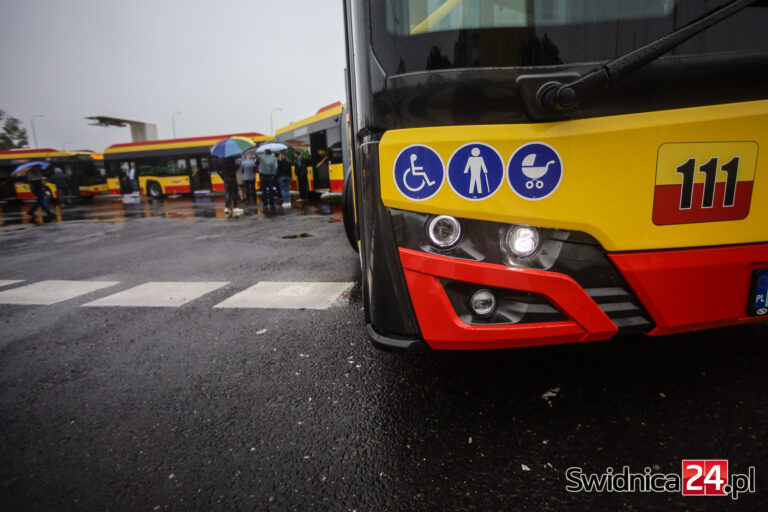 Będą zmiany w świdnickiej komunikacji miejskiej. „Czwórka” połączy Zawiszów ze Strzelińską, „dwójka” pojedzie inaczej