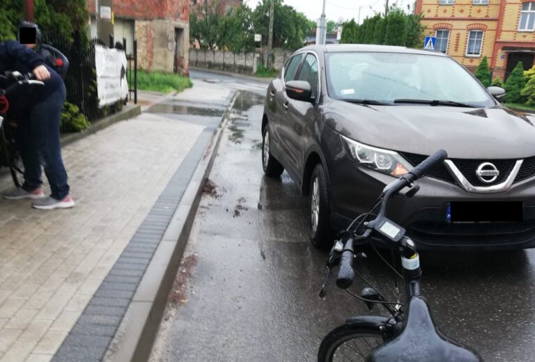 Potrącił rowerzystę przewożącego dziecko