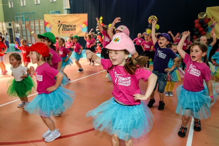 Taneczna eksplozja energii w Świdnicy! Gala Szkoły Tańca Dance Mania zakończyła sezon 2024/2025