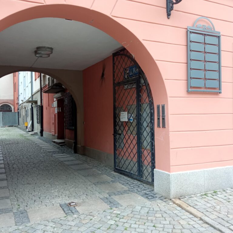 ŚOK przenosi się do tymczasowej siedziby