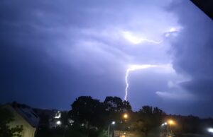 Synoptycy ostrzegają przed burzami i silnymi opadami deszczu