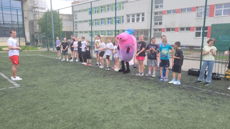Uczennice SP4 w finale ogólnopolskiego konkursu