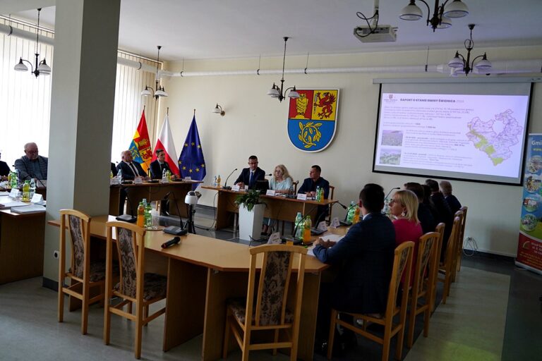 Gmina Świdnica podnosi podatki od nieruchomości. Przyjęto maksymalne stawki