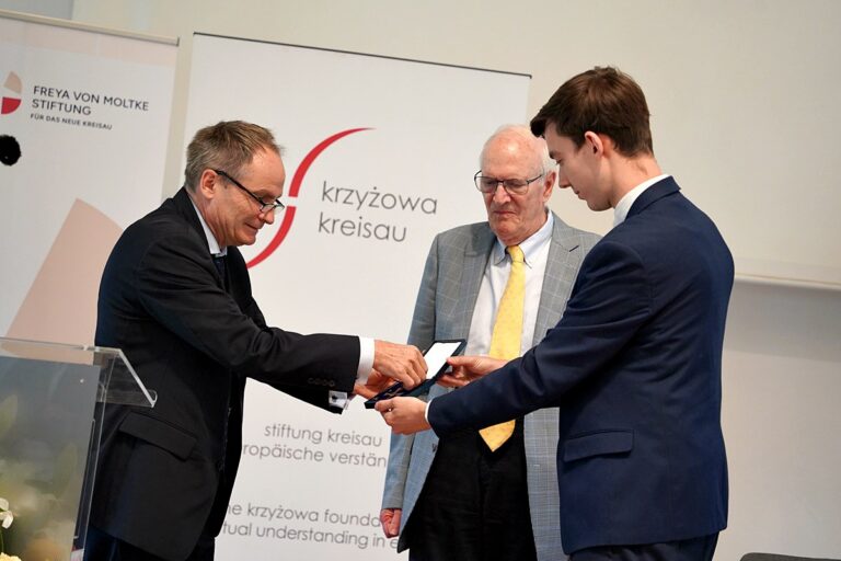 Helmuth Caspar von Moltke odznaczony za zaangażowanie na rzecz porozumienia polsko-niemieckiego [FOTO]