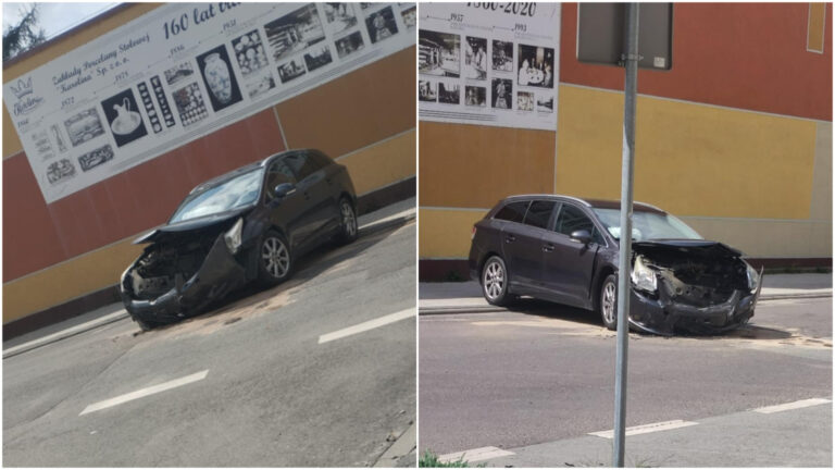 Zderzenie dwóch aut w Jaworzynie Śląskiej. Jeden z samochodów wpadł na chodnik
