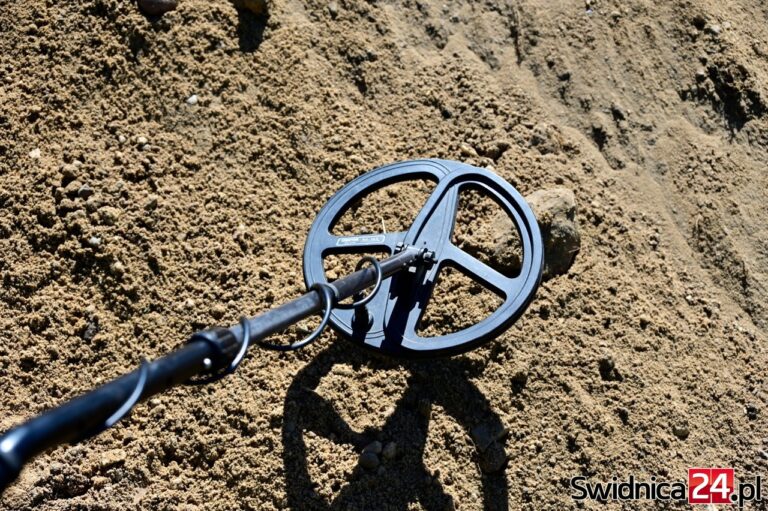 Złoty pociąg między Świebodzicami a Wałbrzychem? Konserwator zabytków wydał zgodę na poszukiwania