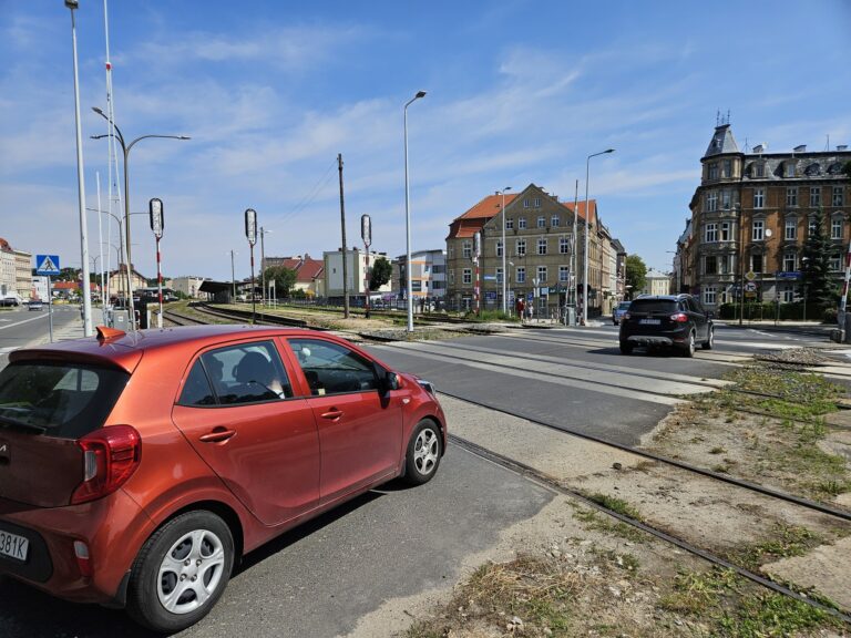 Przejazd na Wałbrzyskiej już otwarty