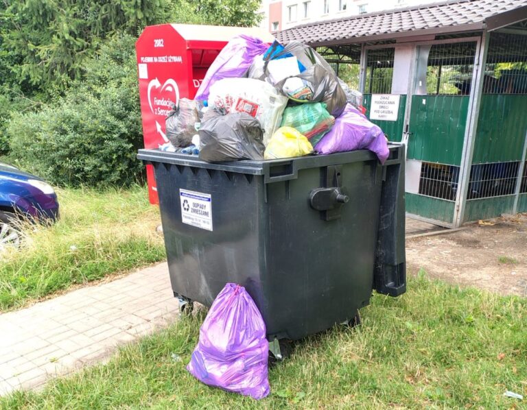 Pojemnik za ciężki dla śmieciarki [FOTO]