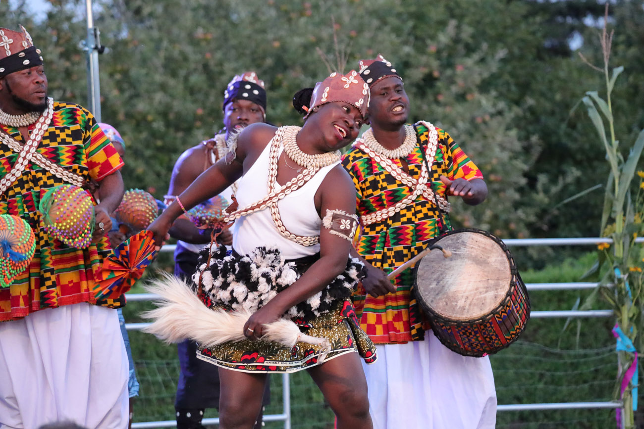 Turcja, Paragwaj i Ghana na scenie pod gołym niebem [FOTO]