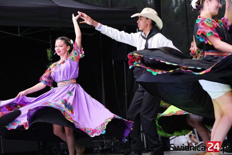 Muzyka i tańce z całego świata. Jest już program 34. Festiwalu Folkloru