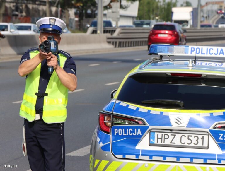 Bezpieczny powrót z wakacji. Nietrzeźwi oraz kierowcy łamiący przepisy na celowniku policji