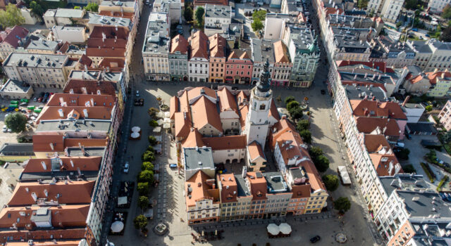 Świdnica się wyludnia, dwie sąsiednie gminy na plusie. Powstał ranking depopulacji