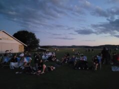 „Kino pod skrzydłami”. Lotnicy ze Świebodzic szykują seans pod chmurką