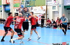 Zagrają o przełamanie z groźnym beniaminkiem