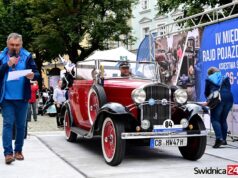 Rajd pojazdów zabytkowych ze startem i metą w Świdnicy