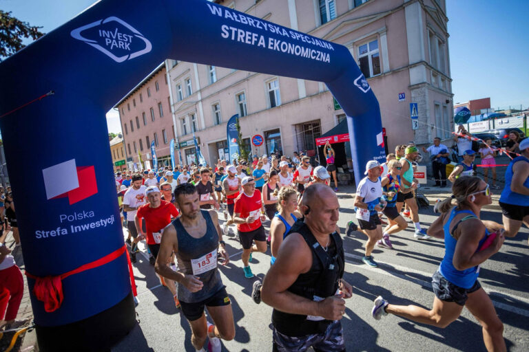 Wystartowali w jubileuszowej edycji Żarowskich Biegów Strefowych [WYNIKI]