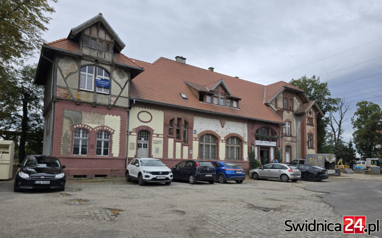 Dworzec Świdnica Przedmieście znów będzie służył podróżnym? [FOTO]