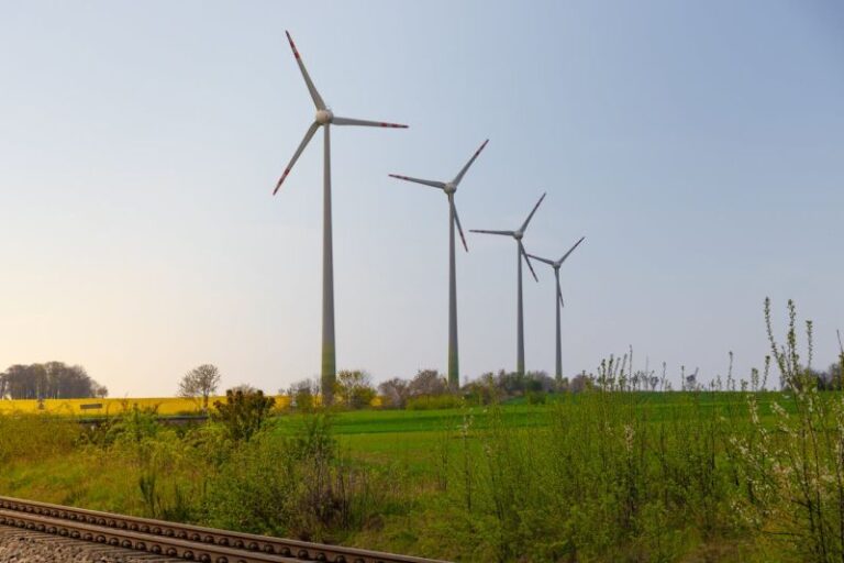 Wszystko, co warto wiedzieć o giełdzie energii elektrycznej. Dla kogo jest?