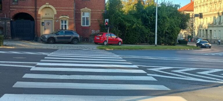 Mistrzowie parkowania [FOTO]