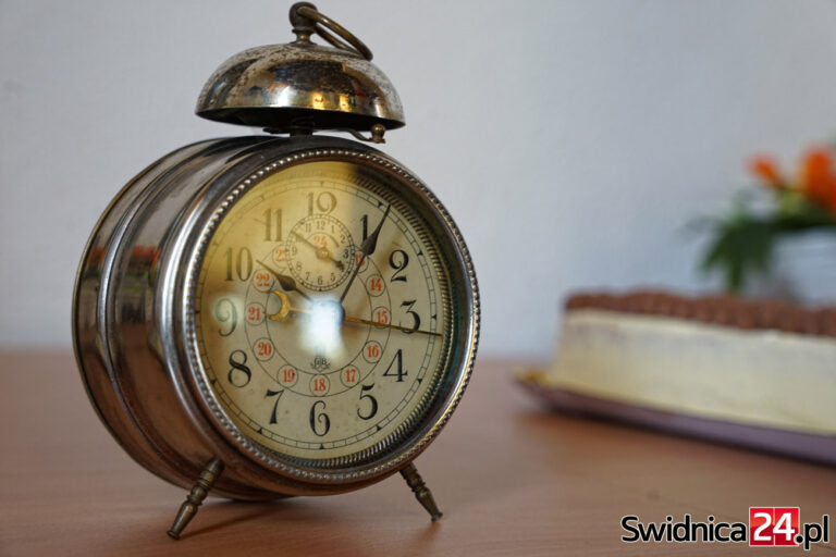 Pośpimy o godzinę dłużej. W ten weekend wracamy do czasu zimowego