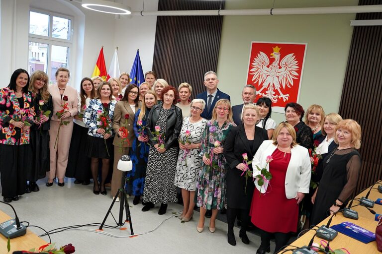 Dzień Edukacji Narodowej w gminie Świdnica. Nauczyciele nagrodzeni [FOTO]