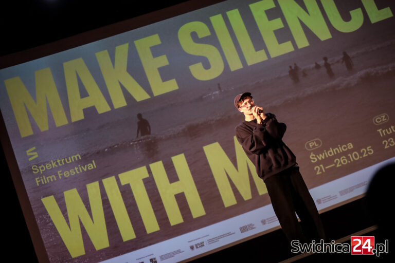 Świdnica na kinowej mapie. Film „LARP” i spotkanie z aktorem Filipem Zarębą na początek 11. Festiwalu Spektrum [FOTO]