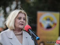 Radni ustalą pensję prezydent Świdnicy. Ile ma zarabiać po podwyżce?