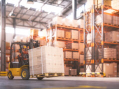 Redukcja kosztów w logistyce bez kompromisów? Postaw na outsourcing magazynowy