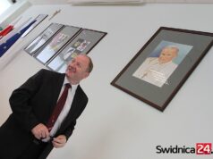 Przewodniczący Rady Miejskiej w Świdnicy zaprasza na mszę. „Radni mylą radę miejską z radą parafialną”