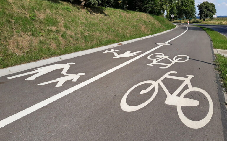 Blisko 10 milionów złotych na nowe ścieżki pieszo-rowerowe w gminie Strzegom