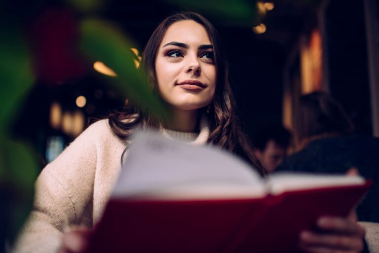 Analiza lektur na maturze. Jak nie utonąć w szczegółach?