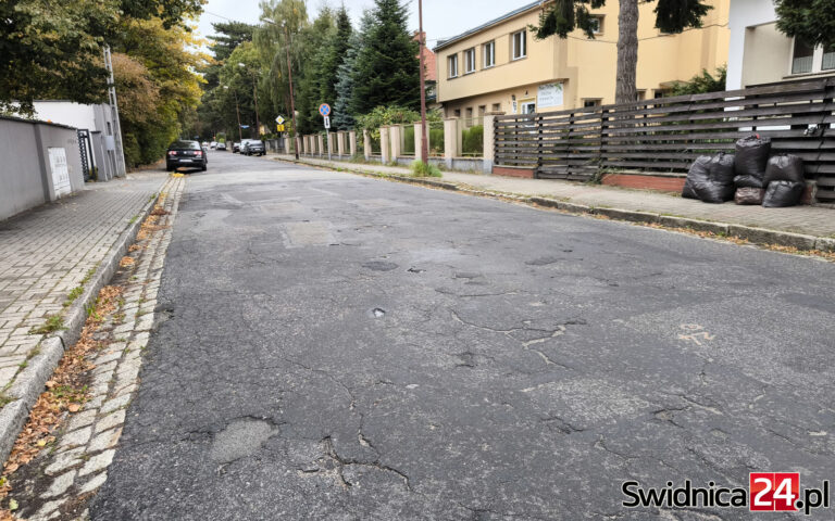 Kolejna ulica doczeka się remontu? O naprawę zabiegali mieszkańcy oraz radni