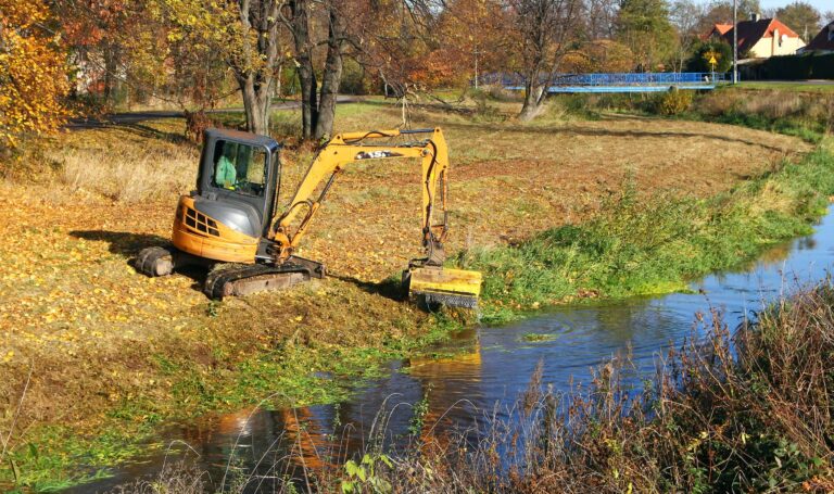 Nysa Szalona i potok Parowa doczekały się czyszczenia [FOTO]